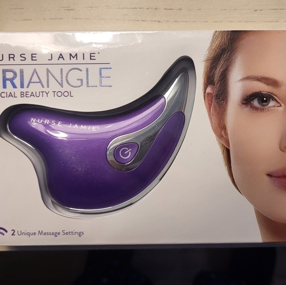Nurse Jamie Triangle Facial Beauty Tool NIB - Picture 2 of 3